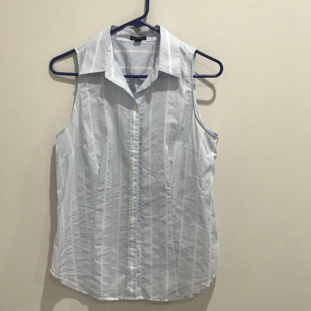 💠 Sleeveless Button-down Striped Top 💠